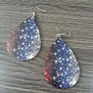 NWT American Flag Vegan Leather Drop Earrings